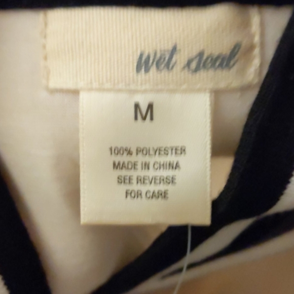 NWT Wet Seal varsity jacket size medium cream/ black PTP 20 inches LA 36 on back - Picture 4 of 6